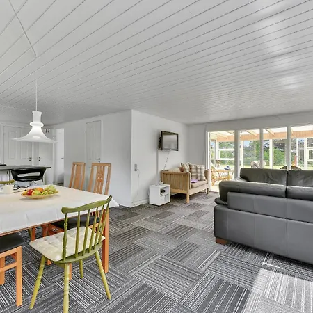 Holiday home Pet Friendly In With Wifi *