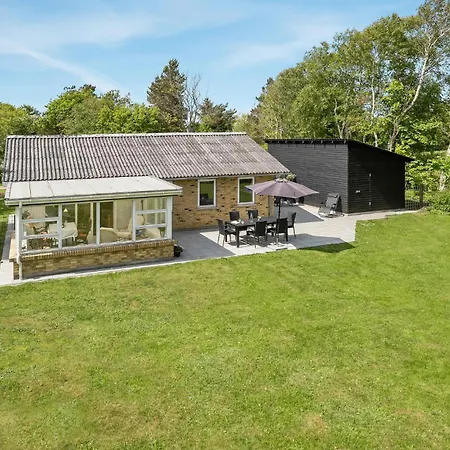 Pet Friendly In With Wifi Holiday home *